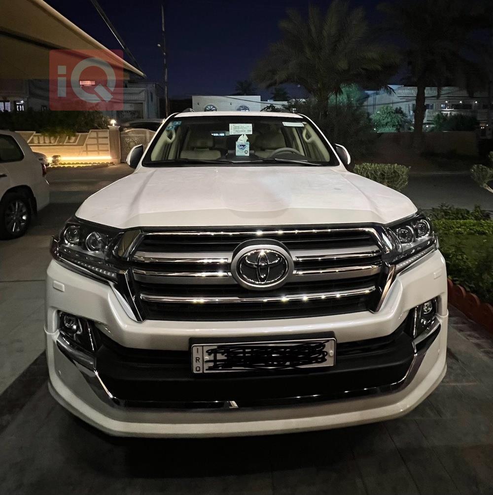 تويوتا لاندكروزر